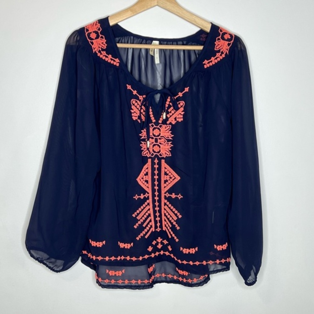 Truth NYC embroidered printed top embroidered peasant top L